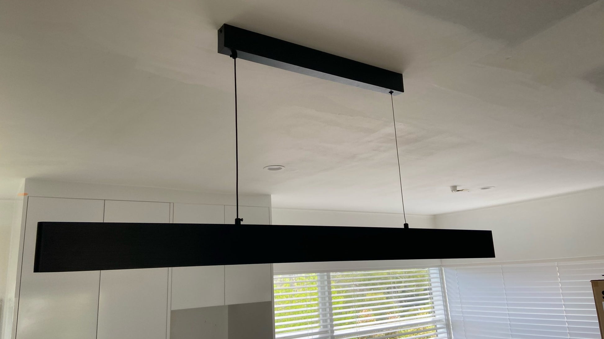 Customer dipaly linear barlight 1