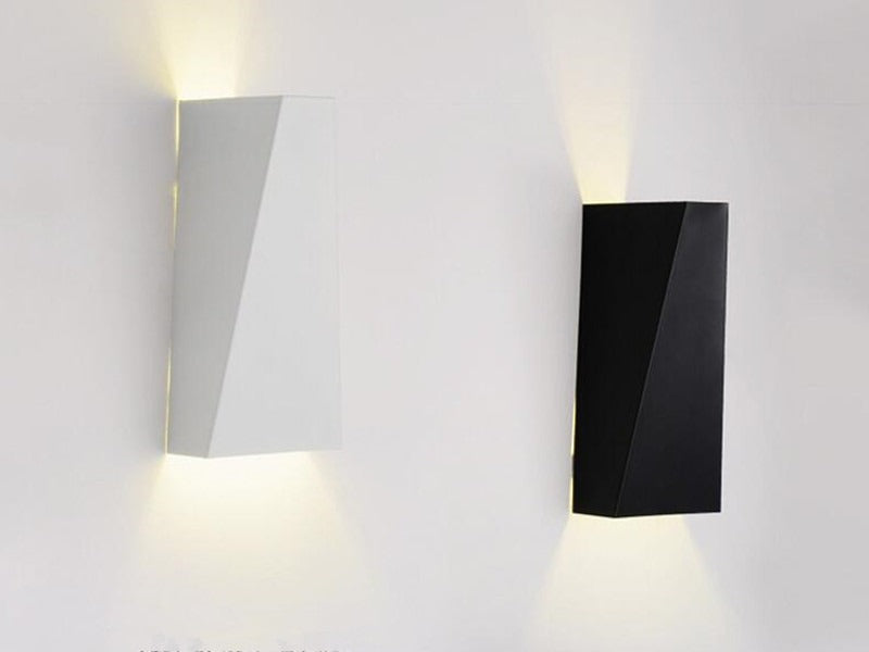 w110-b-wall-light