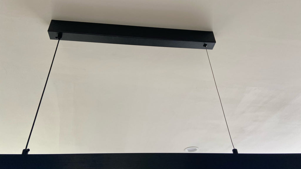customer photo of linear bar light